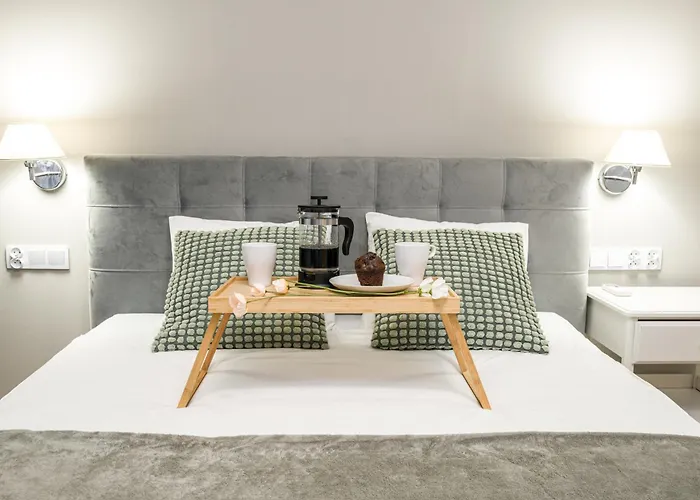 Apartment Old Town - 63m2, Riverside View - By Rentujemy