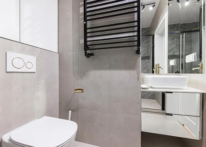 Old Town - 63m2, Riverside View - By Rentujemy *